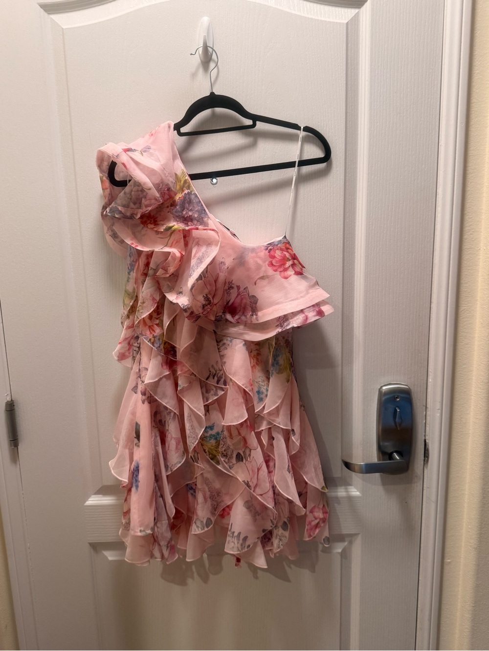 ELLIATT Millie One Shoulder Mini Dress Pink Floral Size XS preloved Flaw - Picture 6 of 10